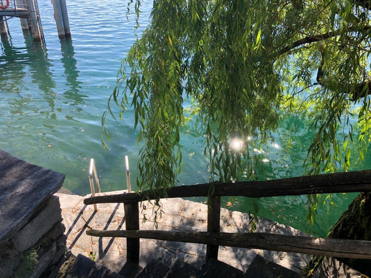 Art Hotel Ristorante Posta Al Lago 론코 소프라 아스코나 외부 사진