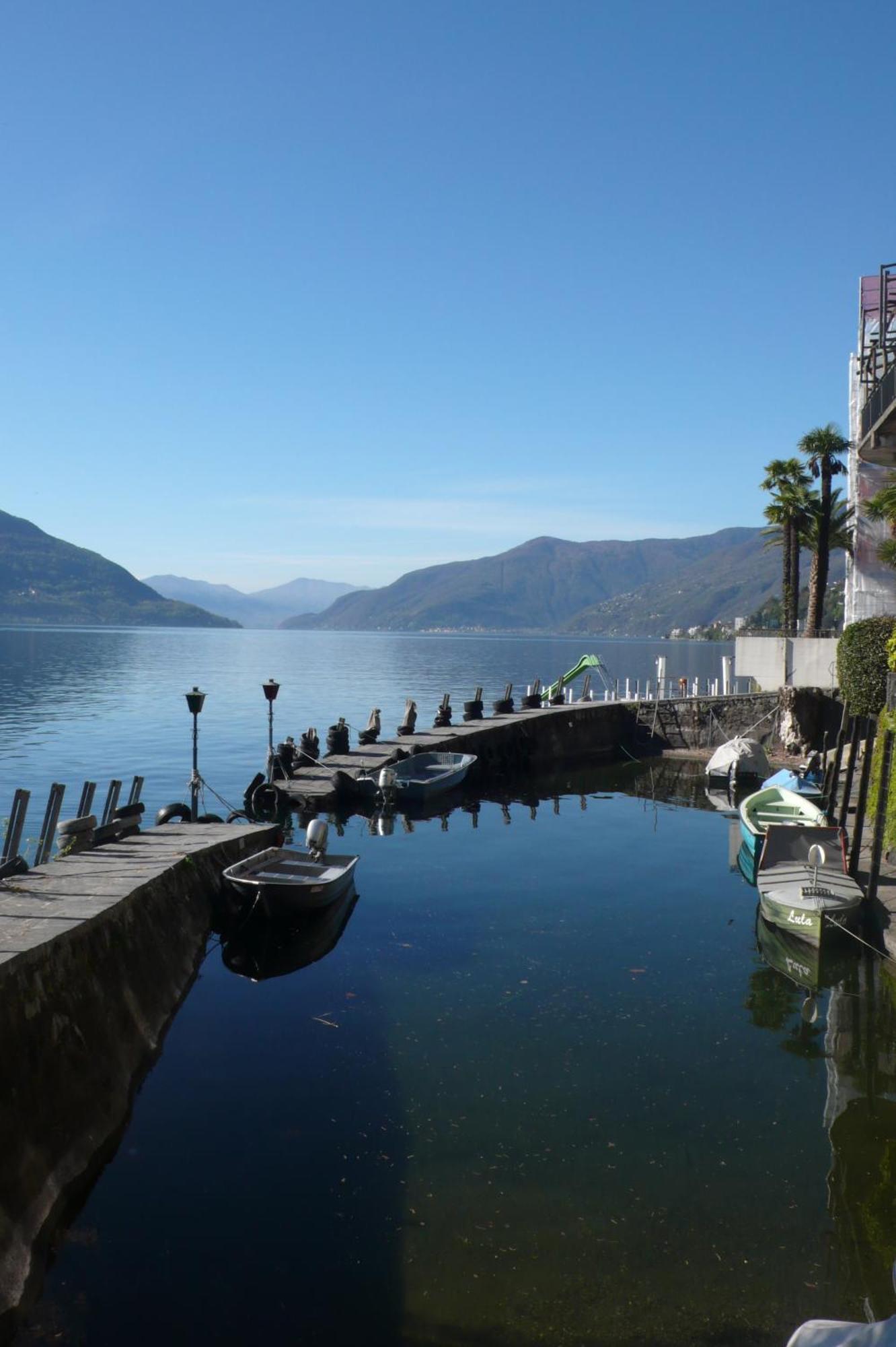 Art Hotel Ristorante Posta Al Lago 론코 소프라 아스코나 외부 사진
